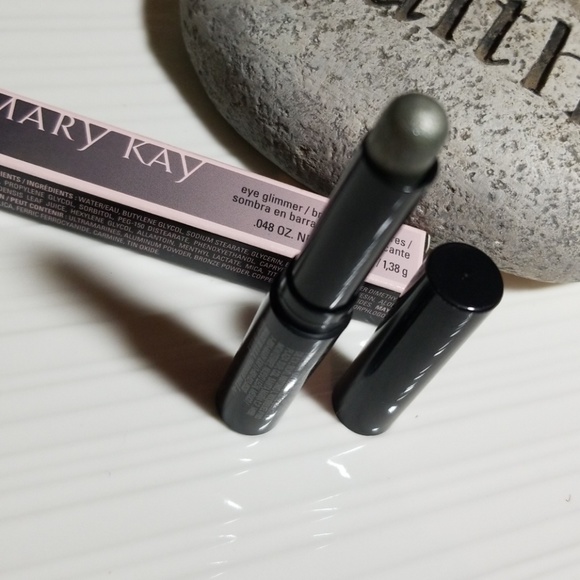 Mary kay eye glimmer - Picture 3 of 4